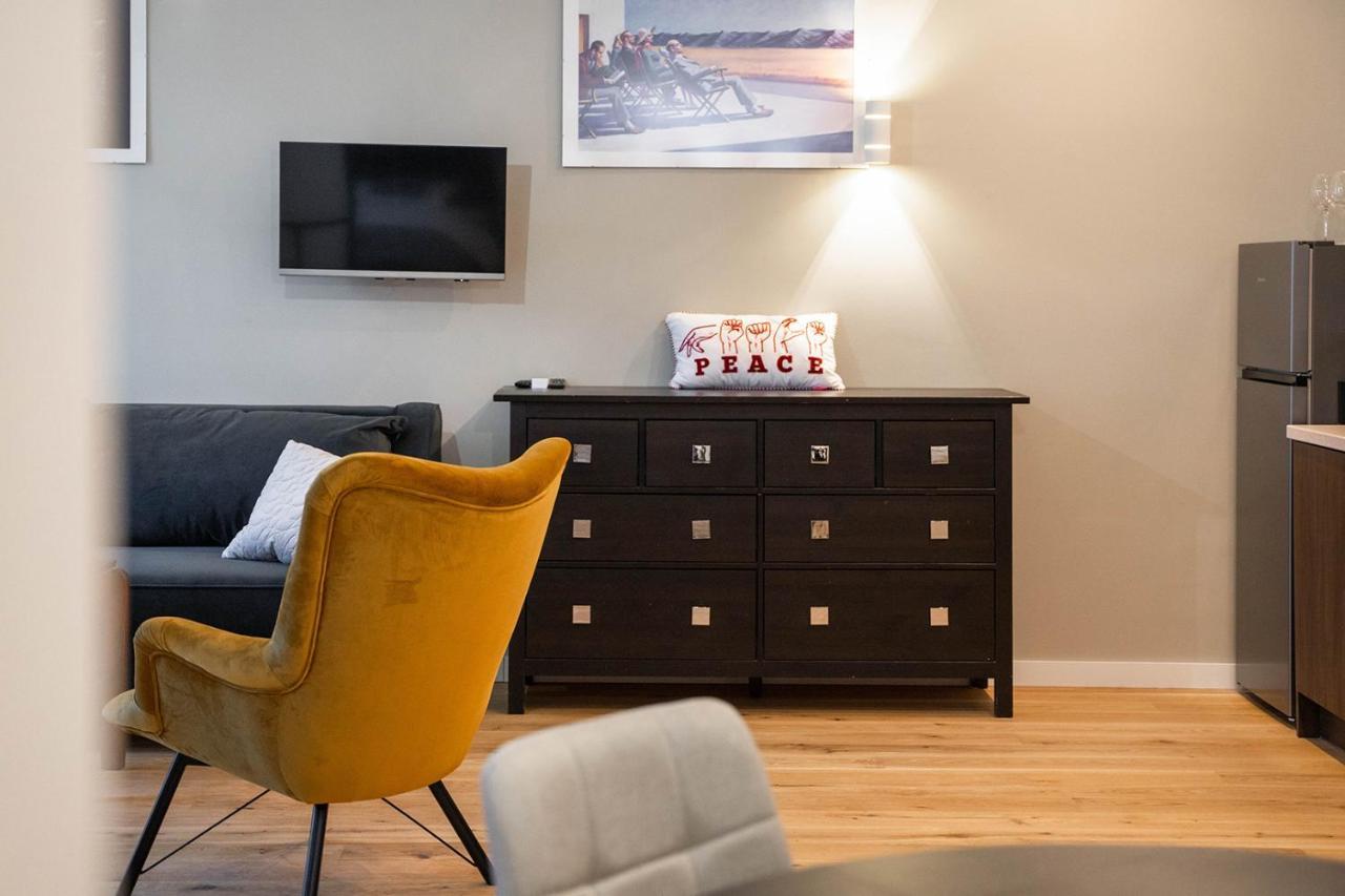 Piekna Yellow Studio Varšava Exteriér fotografie