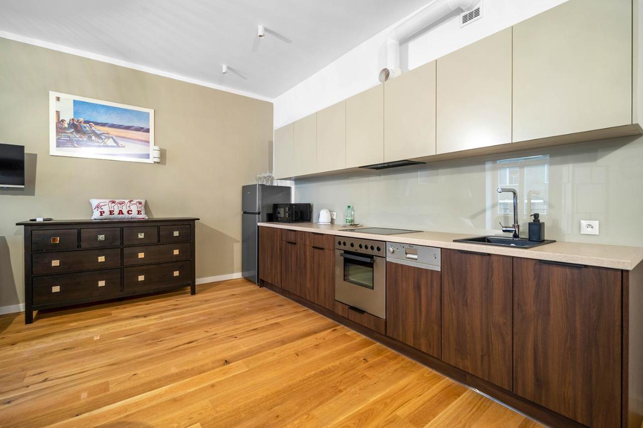 Piekna Yellow Studio Varšava Exteriér fotografie